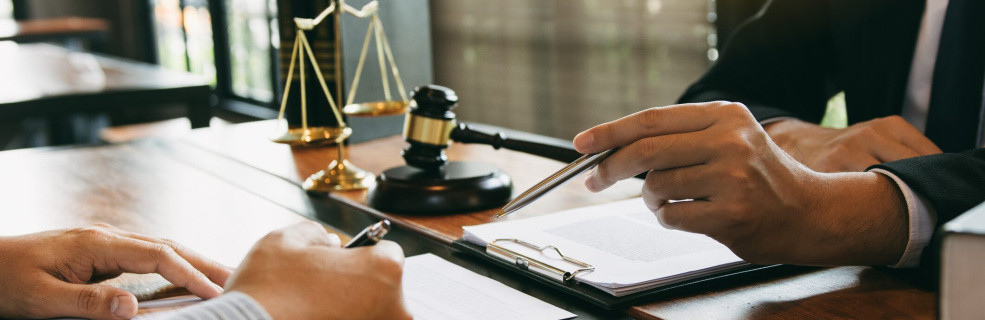 Lawyer Is Explaining About The Wrongdoing Laws Regarding Fraud To The Client At The Office.